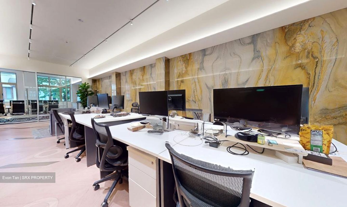 Victoria Memorial Hall (D6), Office #499281621